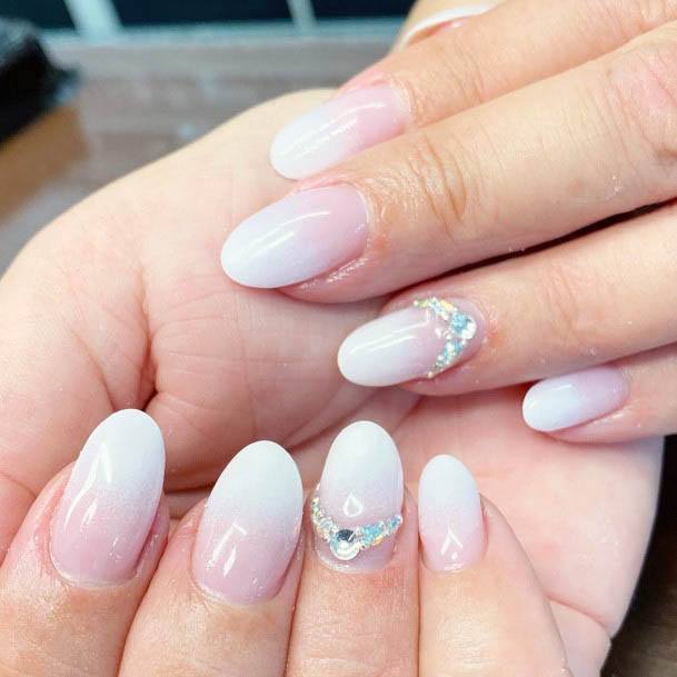 Seashell White Ombre Nails Women