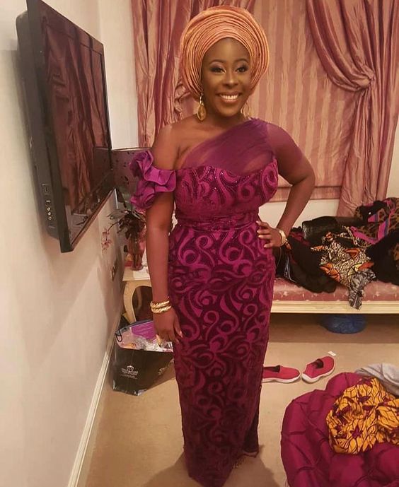 2019 Gorgeous Asoebi Styles for Wedding 